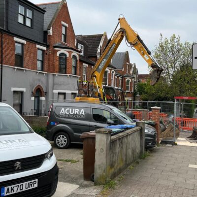 Acura Group - Van and Crane